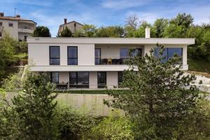 Apartment La Lita Panoramic Sea View Parking Self Checkin