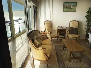 Appartement avec vue sur le chenal et locéan