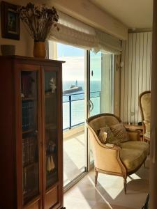 Appartement avec vue sur le chenal et locéan