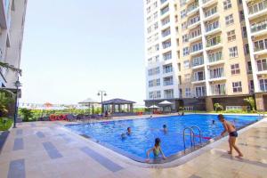 Newlife Apartment Ha Long Near Beach