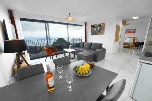 CASA PANORAMA SOL- NEW VILLA WITH HEATED SALTWATER POOL and FANTASTIC SEA VIEW