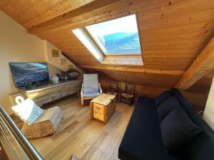 Duplex 6 personnes vue montagne Parking privé proche Alpe dHuez