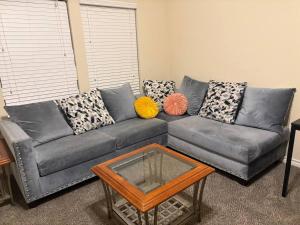 Spacious 6BR Home Sleeps 12 with Game Room near PGA Frisco and Universal Kids