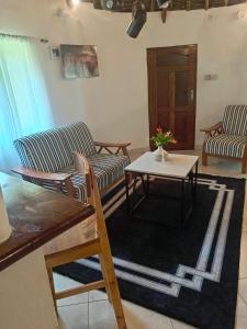 The Makuti breeze house
