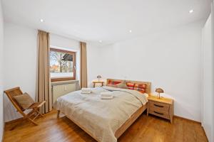 ruhige und neue Ferienwohnung am Berg
