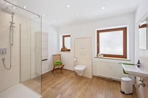 ruhige und neue Ferienwohnung am Berg