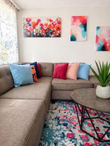 NEW Beach Cozy Bungalow 2B Mins-beach&downtown