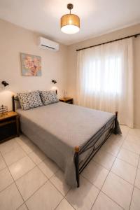 Chrissas Place - a unique house with garden and BBQ