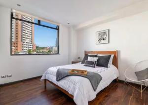 Apartamento zona 14 cerca del aeropuerto