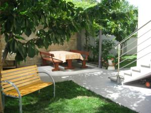 Apartments Tomišić