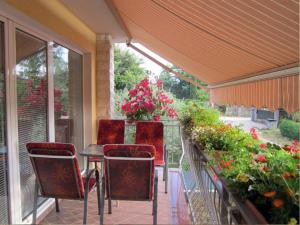 Apartments Tomišić