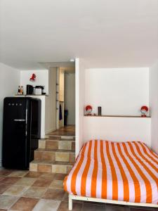 Cosy Furnished studio with terrace