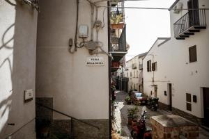 dellarocca4