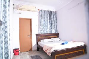 Spacious 2bhk Near Begumpet Metro & City Center