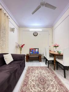 Spacious 2bhk Near Begumpet Metro & City Center
