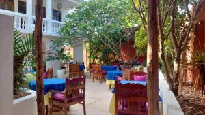 Dolphins and Turtles apartment