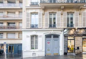 Superbe 2BR Champs Elysees Acacias 2