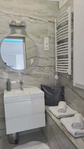 Aranykéz Apartment, Esztergom city center