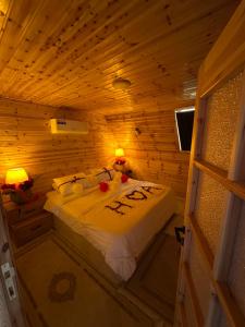 أكواخ المها oryx cottage