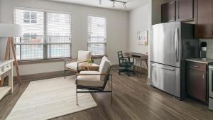 Landing Modern 1BD Gym Clubhouse