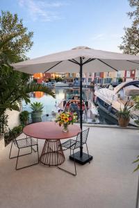 Luxueux appartement avec terrase sur la mer