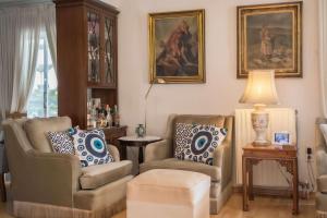 Luxurious apt in the Athenian Riviera