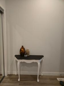 Edmonton Sunnys Homes 4 Beds Sleeps 5 AC