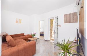 Cosy Apartment Near Lapad Beach Bay