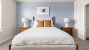 Landing Stunning 2BD Gym Yoga Studio