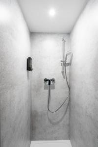 2 Room Apartment - 5 Guests - Ground Floor - Modern