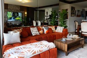 Indigo Luxury- 2BR Apartment Lavington -Astoria Residency 12th Floor Pool Gym City View