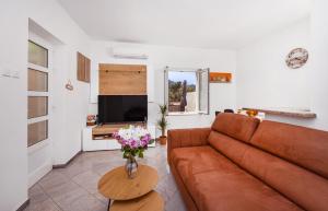 Cosy Apartment Near Lapad Beach Bay