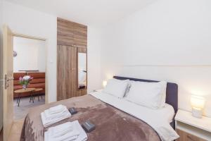 Cosy Apartment Near Lapad Beach Bay
