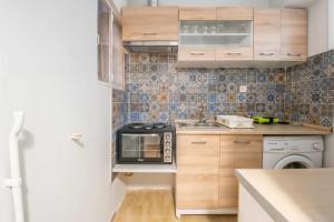Urban studio in Athens next to Sygrou- Fix metro