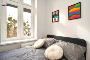 MMRent Colorful Room