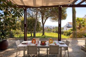Villa Aura Brava, luxury sea views, balinese pool