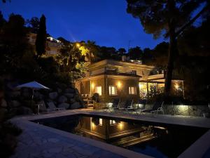 Villa Aura Brava, luxury sea views, balinese pool