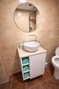Apartment Center 27