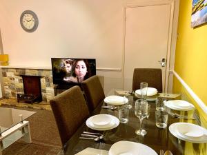 2Bedrooms Flat with Reception, Kitchen, Smart TV, WiFi, Near ExCeL London, O2, Canary Wharf