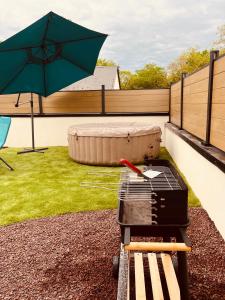 Maison moderne 3 chambres SPA-jacuzzi mai-septembre