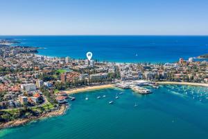 Manly Water Views, Pool, Steps to Beach and Parking