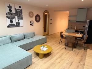 Luxury Apartment Nr 4 Odeon 2 Min from Sea