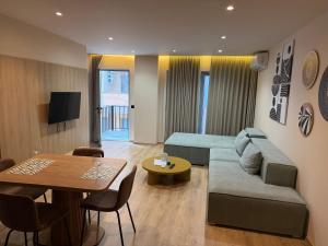 Luxury Apartment Nr 4 Odeon 2 Min from Sea