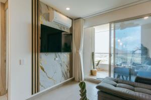 New loft with view at the sea closer at the airpor