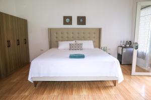 Chaikoni Lodge