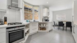 Rare Find! HUGE 4BR London Home for 9 Guests By Regal Realms