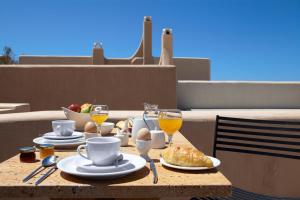 Voreina Gallery Suites Santorini Greece