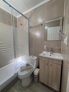 hostal los faroles
