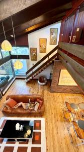 CORDUROY, Mid-century lake house with sauna 1