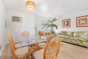 2 Bed1 Bath on the Boardwalk by the Inlet